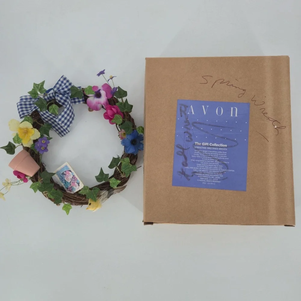 Vintage Avon Springtime Greetings Floral Wreath Original Box Incomplete 10
